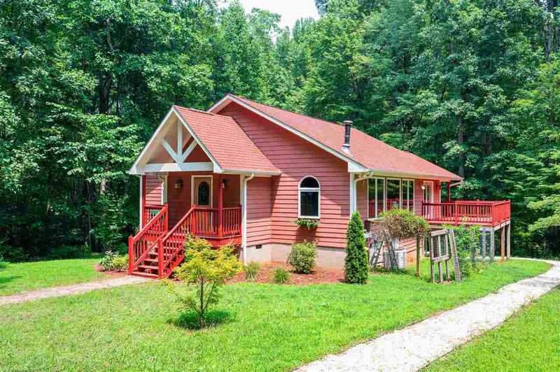 2301 Hermitage Rd, Hillsborough, NC 27278