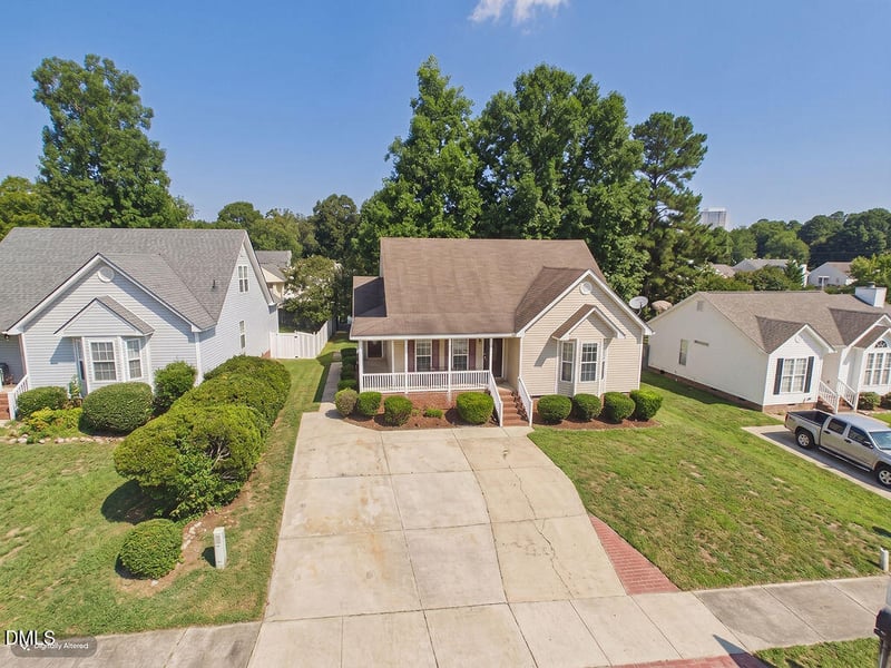 2301 Lockwood Folly Ln, Raleigh, NC 27610