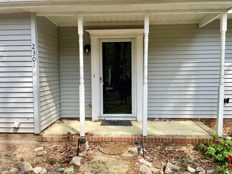 2301 Merganzer Rd, Raleigh, NC 27616