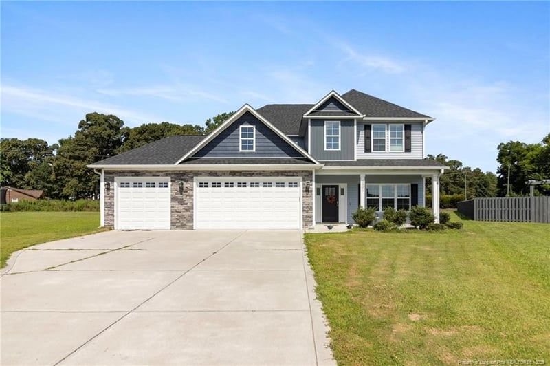 2301 Northway Ct, Hope Mills, NC 28348