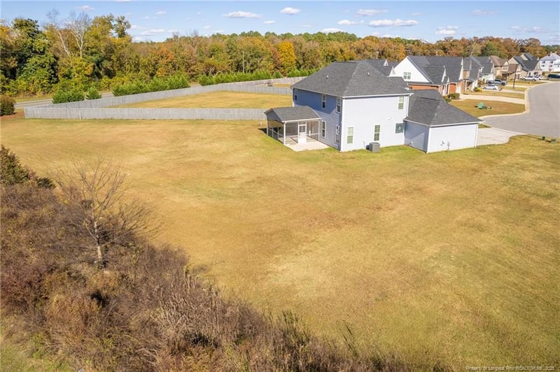 2301 Northway Ct, Hope Mills, NC 28348