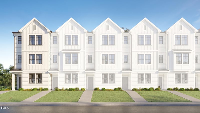 2301 Oakwood Meadows Ln, Raleigh, NC 27604