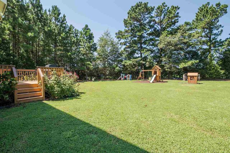 2301 Penarth Ct, Zebulon, NC 27597