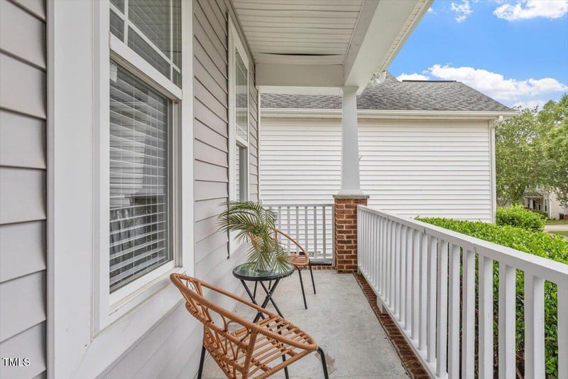 2301 Sapphire Valley Dr, Raleigh, NC 27604