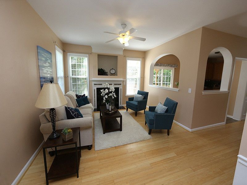 2301 Summit Dr, Hillsborough, NC 27278