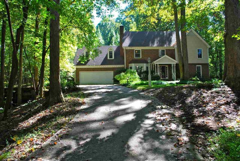 2301 Valley Forge Dr, Raleigh, NC 27615