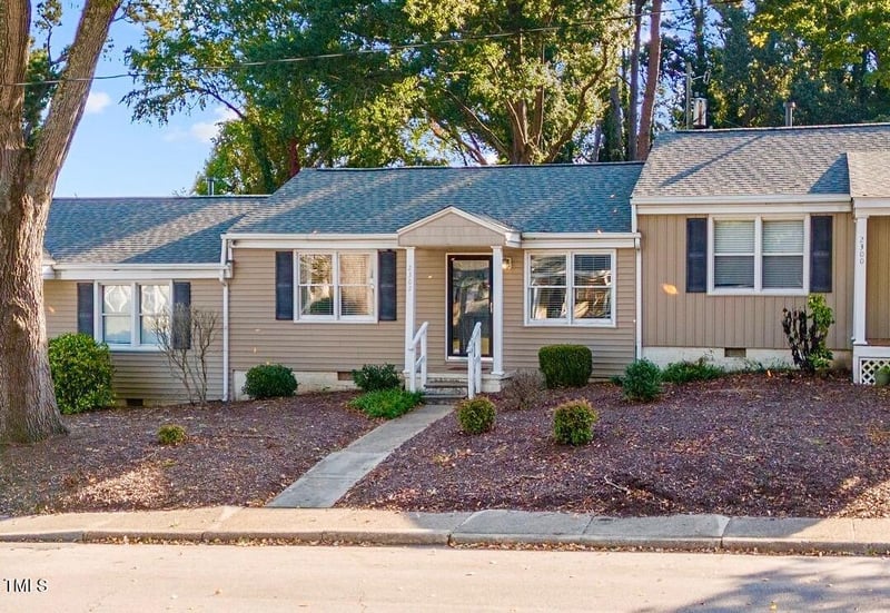 2302 Bernard St, Raleigh, NC 27608