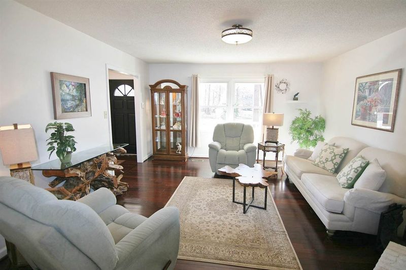 2302 Cardinal Dr, Durham, NC 27707