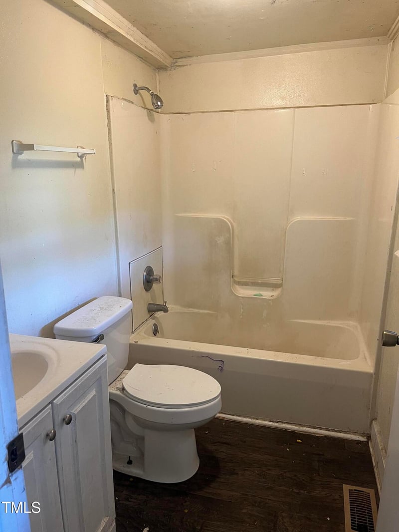 2302 Chautauqua Ave, Durham, NC 27707