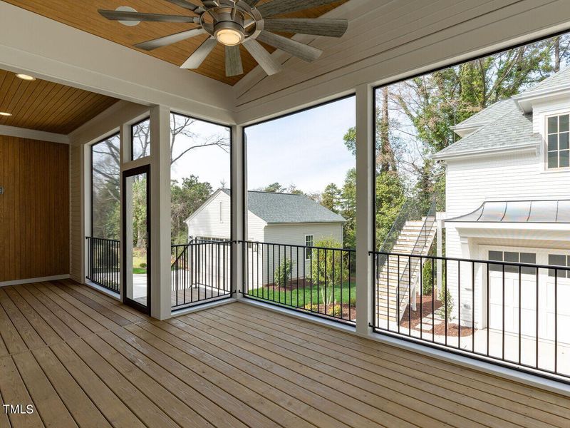 2302 Lyon St, Raleigh, NC 27608