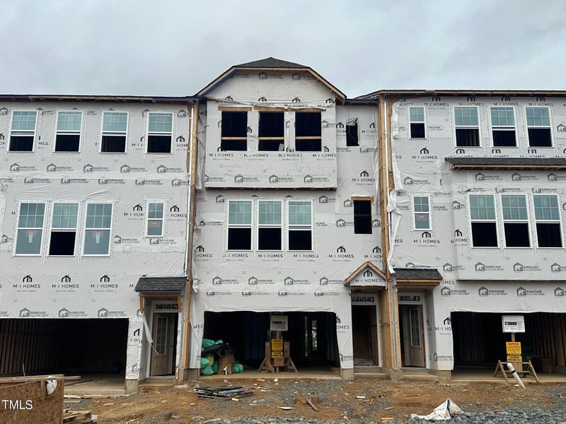 2302 Stevens Pass Station #680, Apex, NC 27502