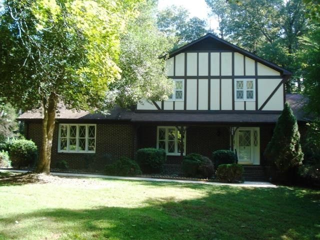 2302 Thunder Rd, Durham, NC 27712