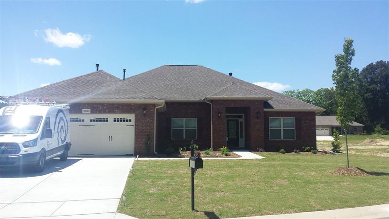 2303 Joneshurst Way, Zebulon, NC 27597