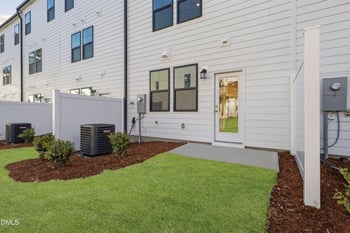 2303 Oakwood Meadows Ln, Raleigh, NC 27604