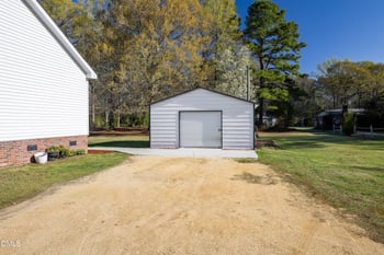 2304 5 Bridge Rd, Clinton, NC 28328