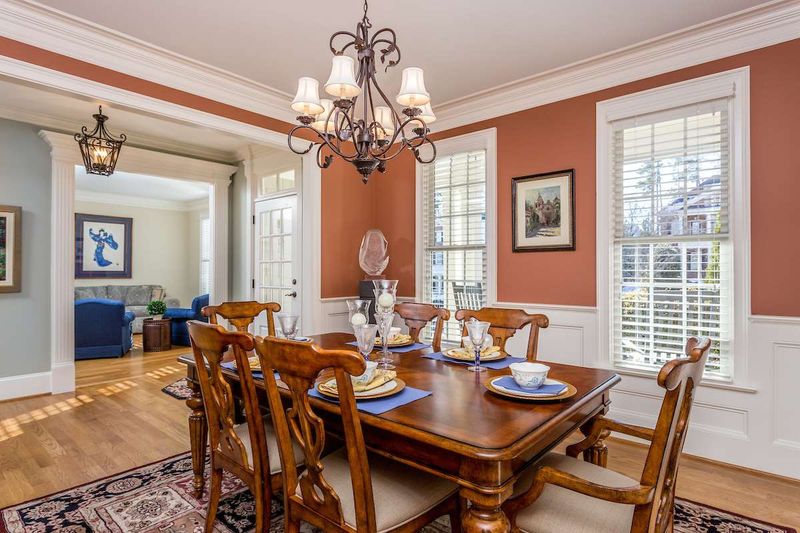 2304 Cameron Pond Dr, Cary, NC 27519