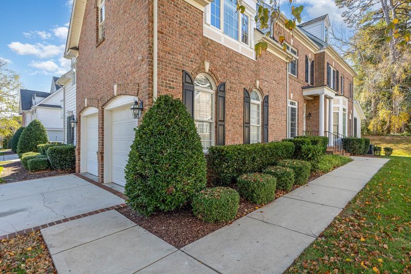 2304 Carriage Oaks Dr, Raleigh, NC 27614