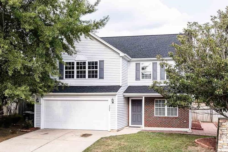2304 Charny Dr, Raleigh, NC 27604