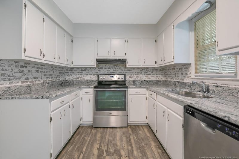 2304 Electra Rd, Fayetteville, NC 28304