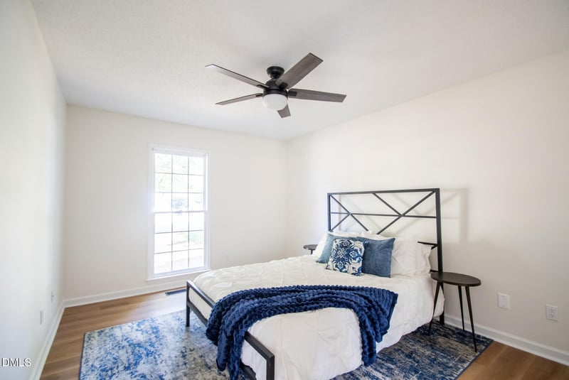 2304 Fields Of Broadlands Dr, Raleigh, NC 27604