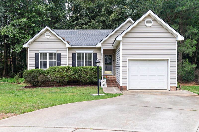 2304 Horizon Hike Ct, Raleigh, NC 27603