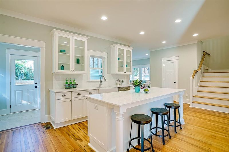 2304 W Knox St, Durham, NC 27705