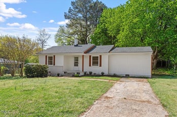 2304 Nelson St, Raleigh, NC 27610