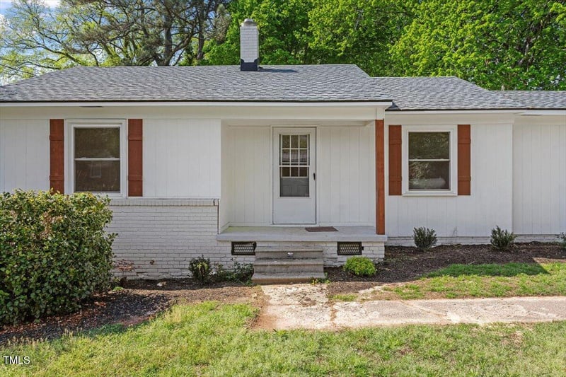 2304 Nelson St, Raleigh, NC 27610