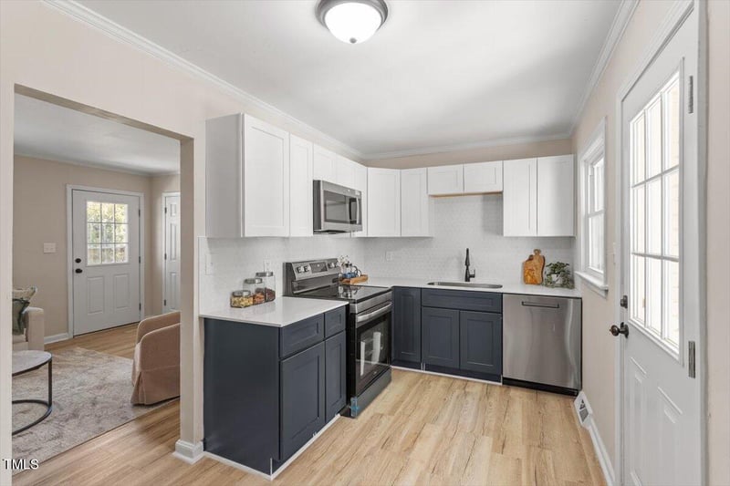 2304 Nelson St, Raleigh, NC 27610