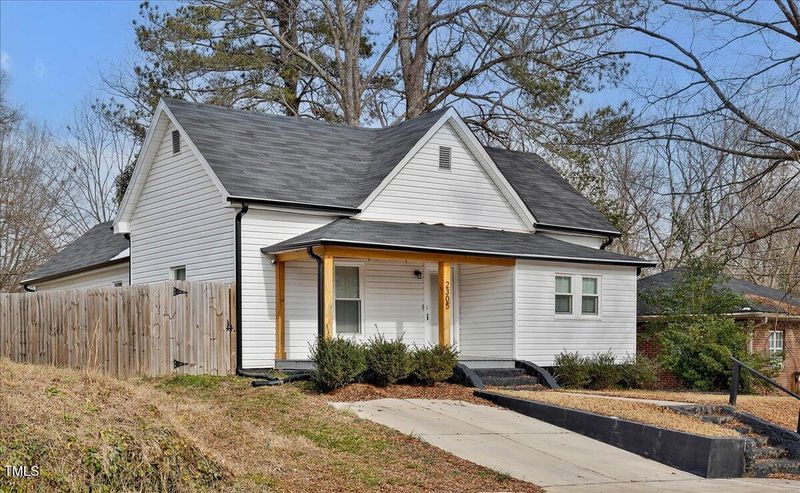 2305 Ashe St, Durham, NC 27703