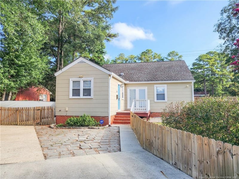 2305 Bragg Blvd, Fayetteville, NC 28303