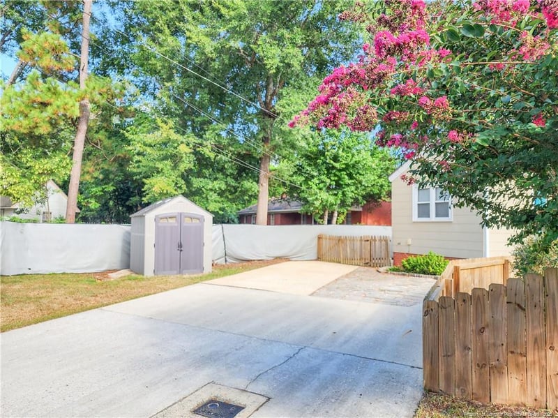 2305 Bragg Blvd, Fayetteville, NC 28303