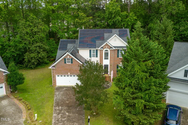 2305 Bryarton Woods Dr, Raleigh, NC 27606