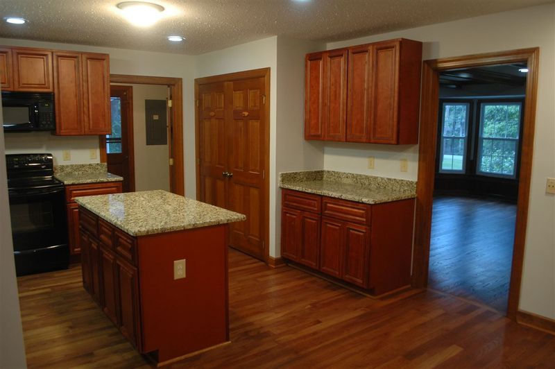 2305 Bull Run Dr, Apex, NC 27539