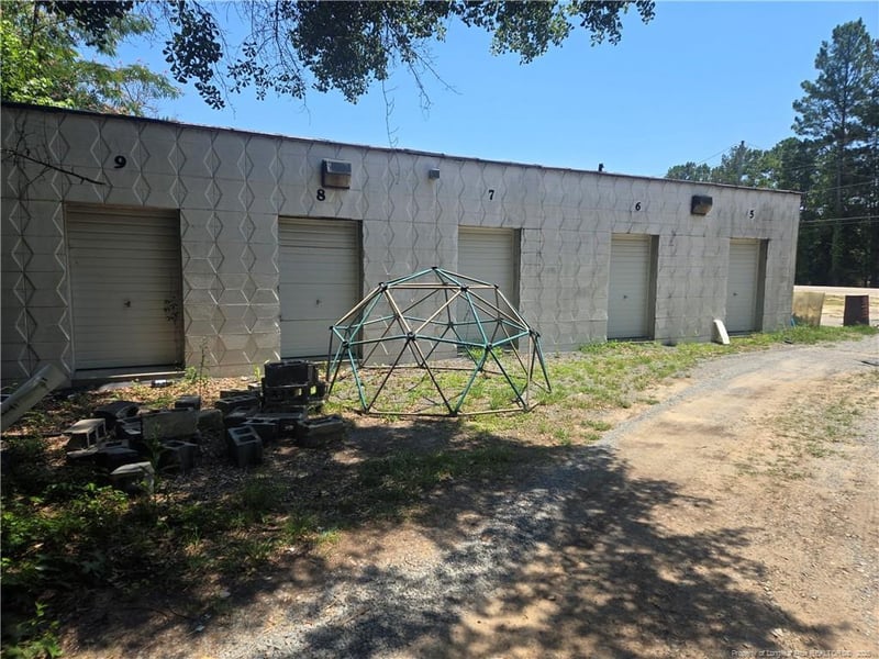 2305 Clinton Rd, Fayetteville, NC 28312