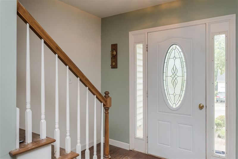 2305 Dahlgreen Rd, Raleigh, NC 27615
