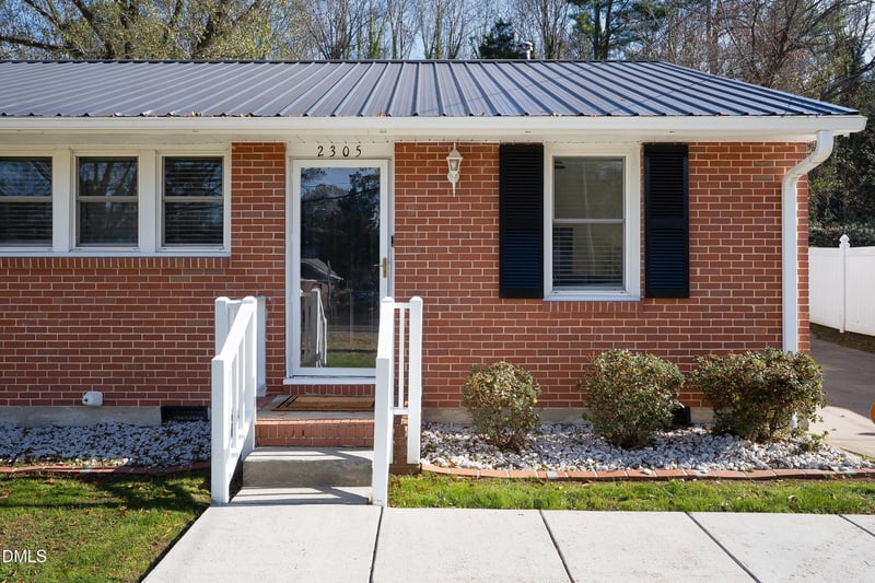 2305 Dandridge Dr, Raleigh, NC 27610