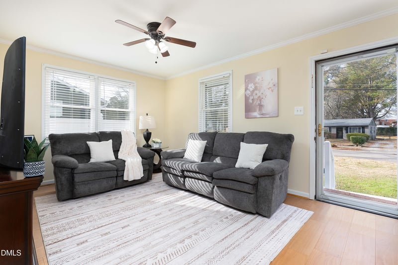 2305 Dandridge Dr, Raleigh, NC 27610