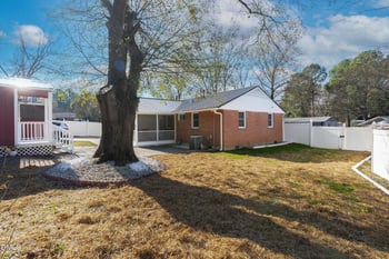 2305 Dandridge Dr, Raleigh, NC 27610