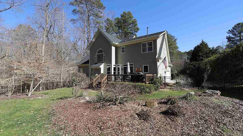2305 Knoll Ridge Ln, Wake Forest, NC 27587