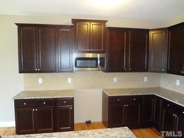 2305 Penarth Ct, Zebulon, NC 27597