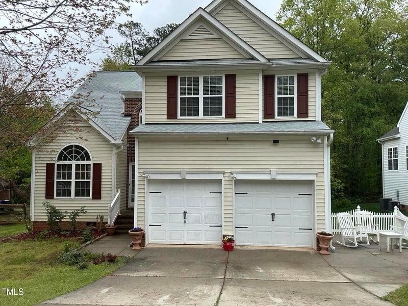2305 Summit Dr, Hillsborough, NC 27278