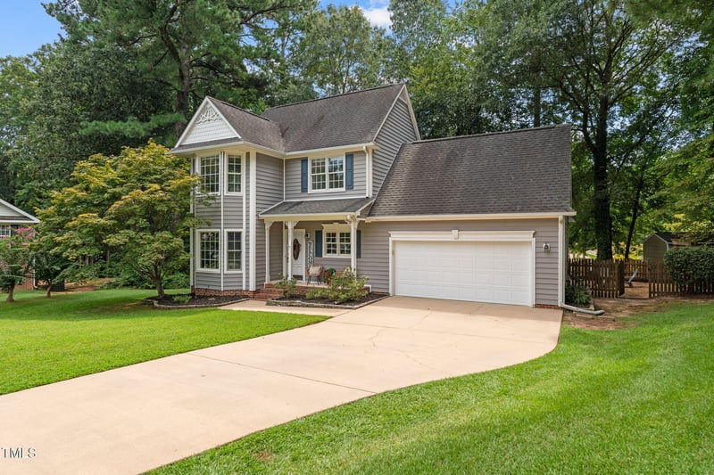 2305 Weatherwood Ct, Sanford, NC 27330