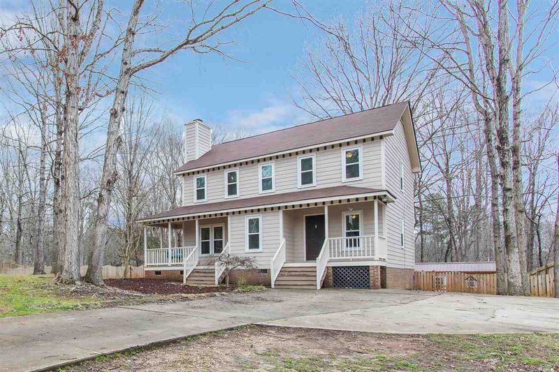 2305 Whispering Pine Dr, Clayton, NC 27520