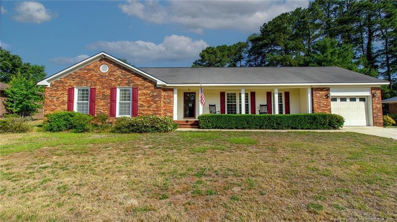 2306 Colgate Dr, Fayetteville, NC 28304