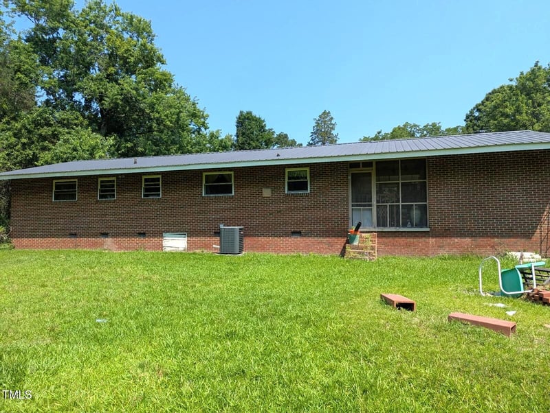 2306 Cool Springs Rd, Sanford, NC 27330
