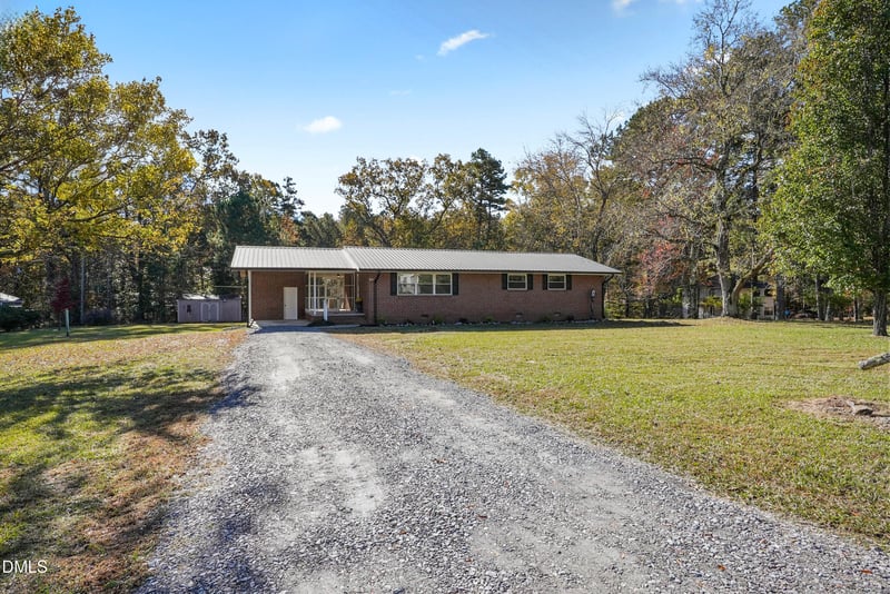 2306 Cool Springs Rd, Sanford, NC 27330