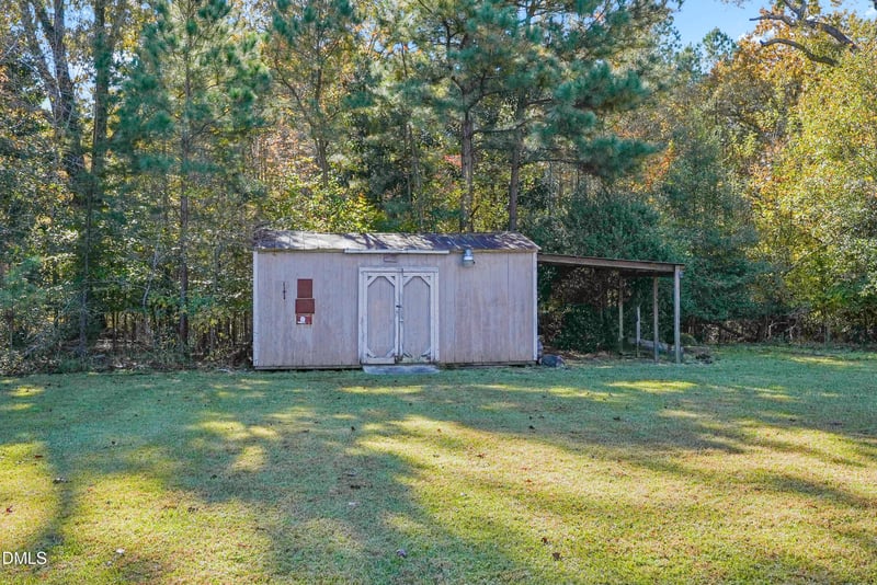 2306 Cool Springs Rd, Sanford, NC 27330