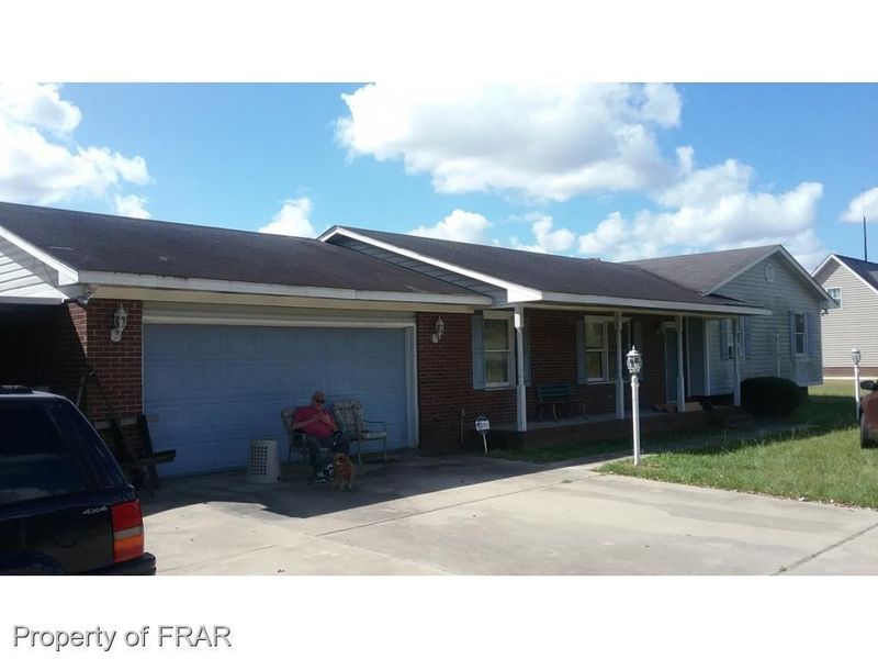 2306 John Mcmillan, Hope Mills, NC 28348