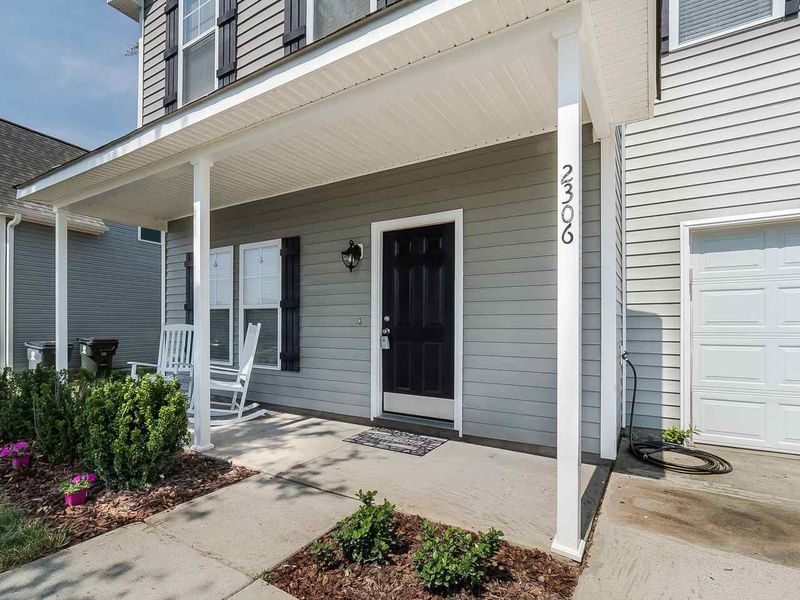 2306 King Malcolm Ln, Zebulon, NC 27597